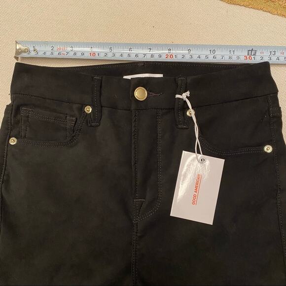 Good American Good Legs Suede-Like pants in black NWT - Picture 8 of 12